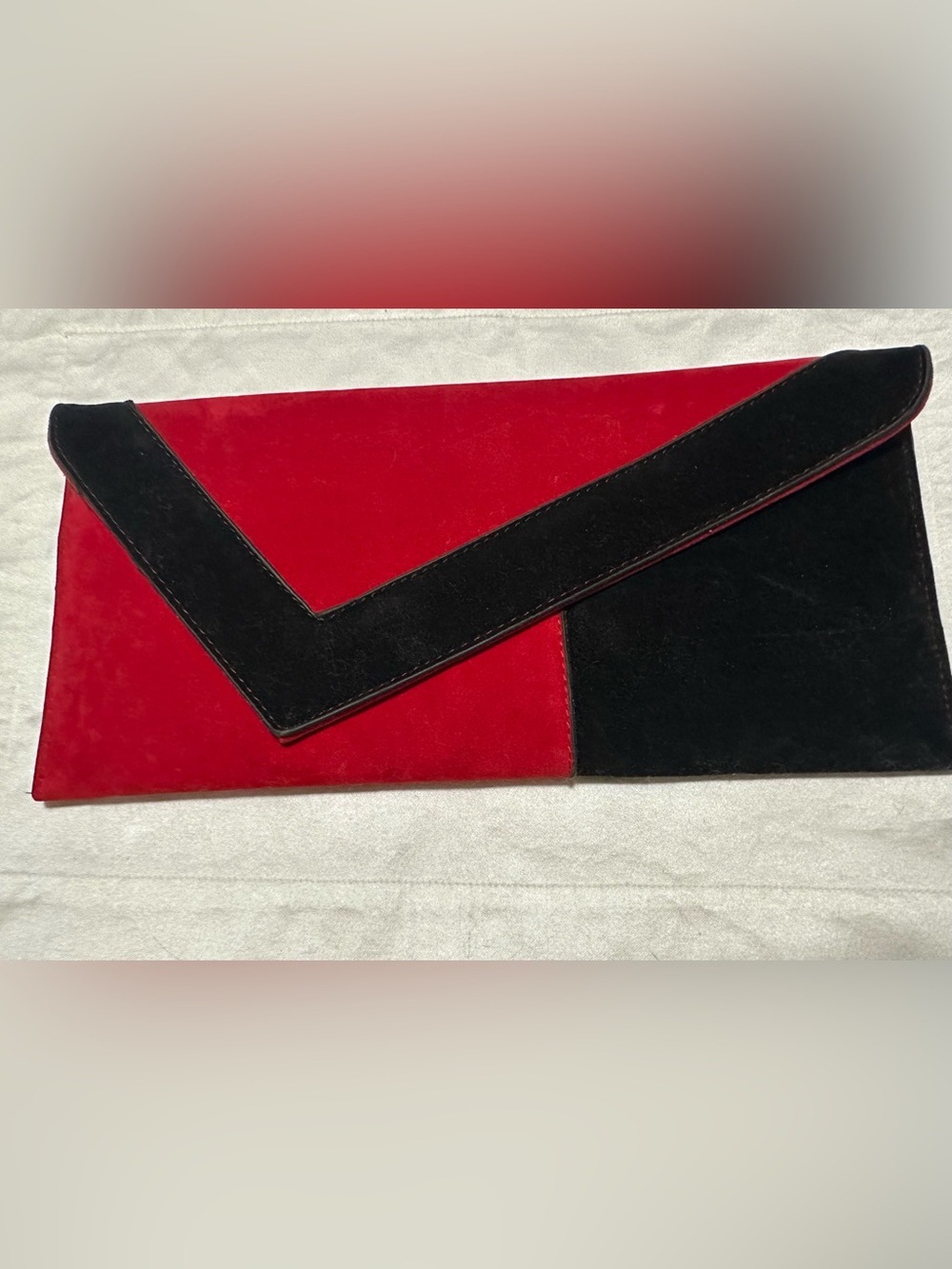 Yoki Red and Black Women's Suede Envelope Clutch with Gold Chain Strap NWT